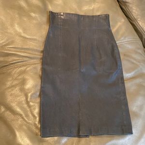The perfext leather pencil skirt